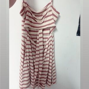 White/Pink dress. Only worn once! (UK Size 12, EU Size 40, US Size 8)